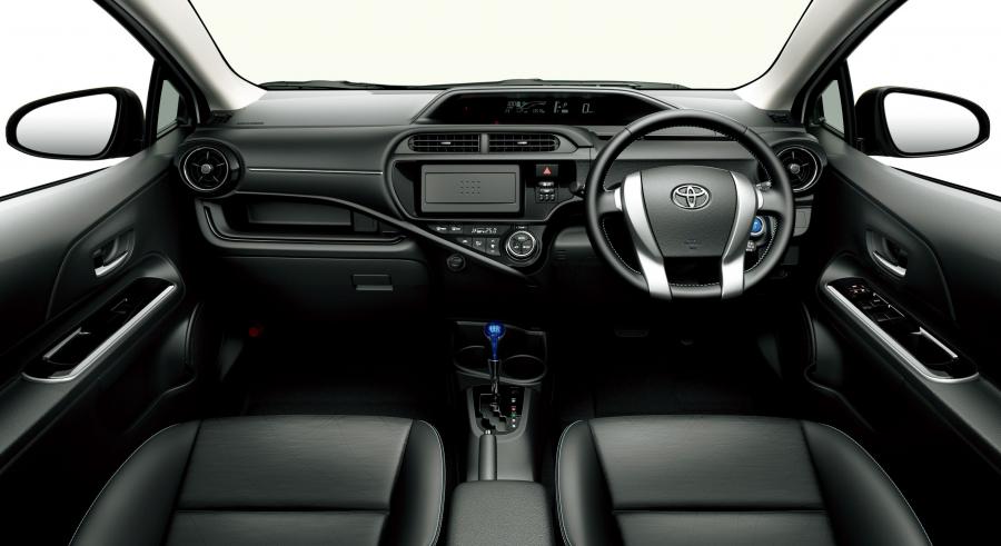  Toyota Aqua 2014 года  (фото 3 из 6)